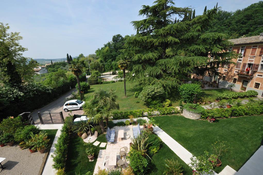 La Corte Dei Limoni Caprino Veronese Habitación foto