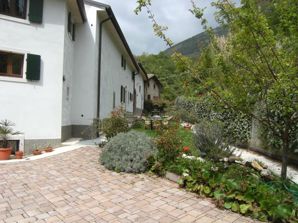 La Corte Dei Limoni Caprino Veronese Exterior foto