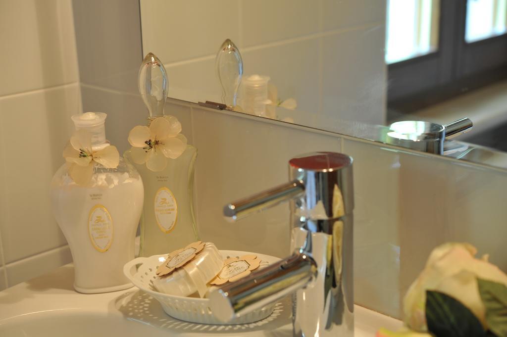La Corte Dei Limoni Caprino Veronese Habitación foto