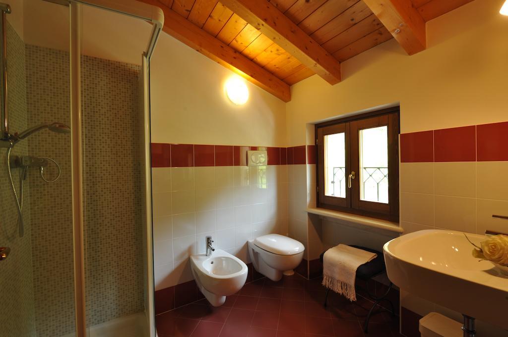 La Corte Dei Limoni Caprino Veronese Habitación foto